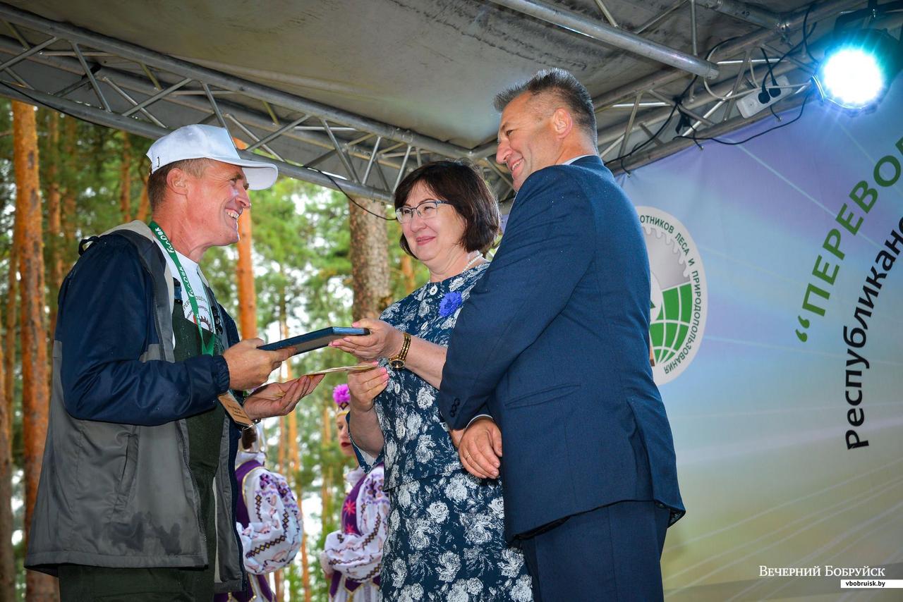 12.07.2019. Национальный конкурс-пленэр мастеров резьбы по дереву 