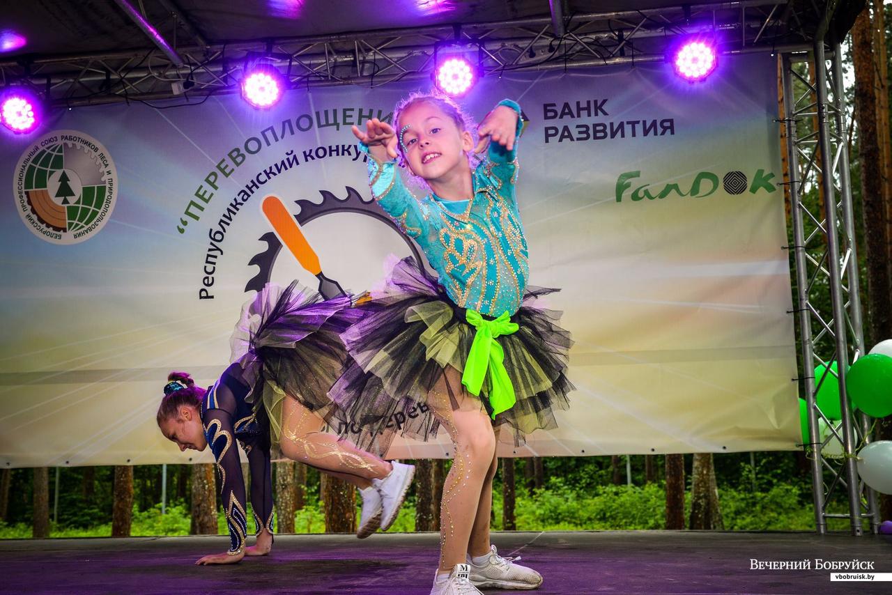 12.07.2019. Национальный конкурс-пленэр мастеров резьбы по дереву 