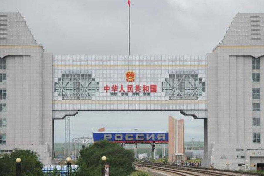 Российские перевозки в Китай приостановлены с 31 января