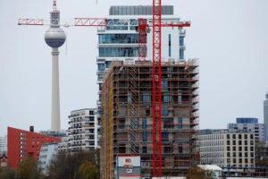 Узкие места в лесозаготовках приводят к остановкам строительства в Германии