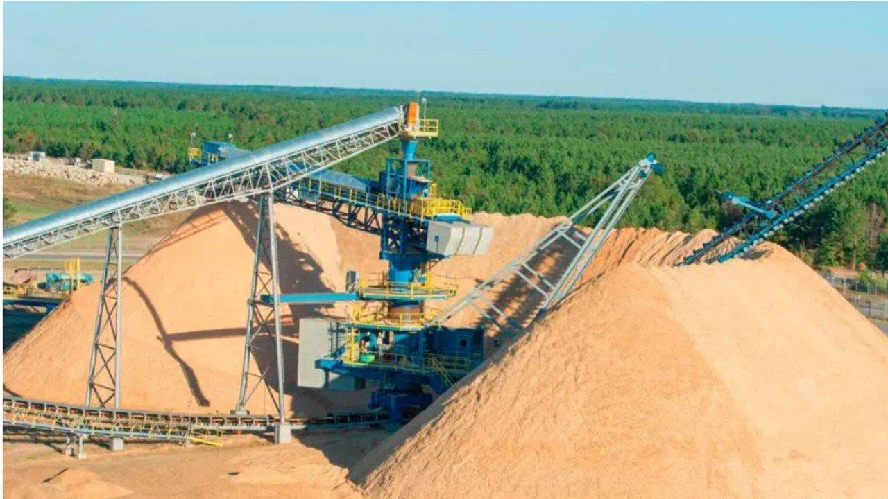Drax строит три новых завода по производству пеллет