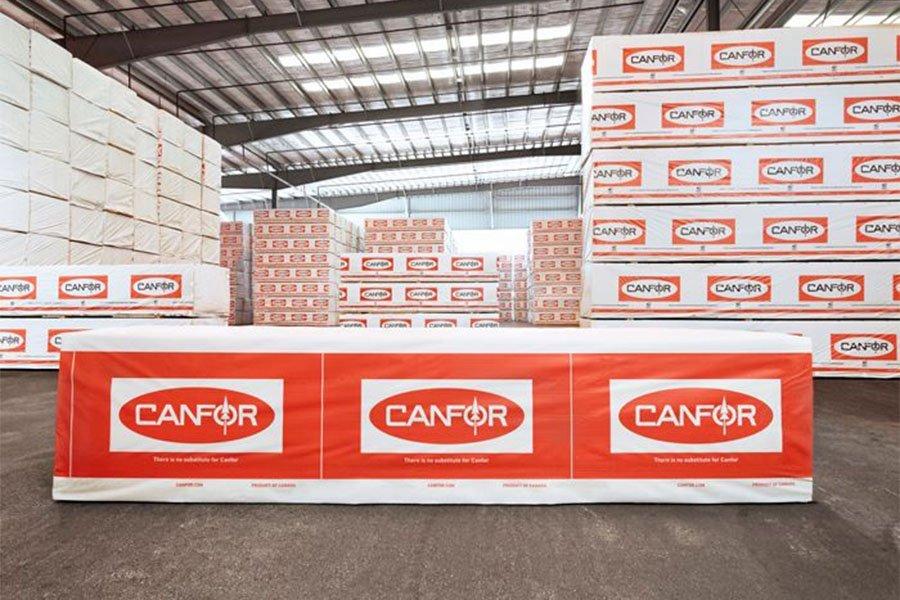 You are currently viewing Завод Canfor вновь открывается после двухнедельного закрытия из-за лесных пожаров