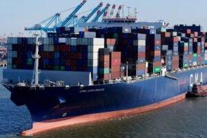 Мебельная компания выкладывает 32 миллиона долларов на строительство собственного грузового судна, чтобы обойти кризис цепочки поставок