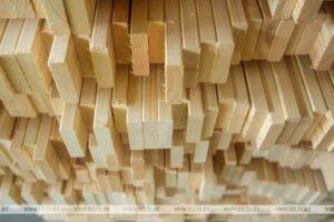 Беларусь перенаправляет экспорт древесины из ЕС в Азию